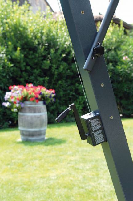 Зонт профессиональный 4х4 м Leonardo Braccio антрацит, слоновая кость 4000х4000 мм Зонт профессиональный 4х4 м Leonardo Braccio антрацит, слоновая кость 4000х4000 мм